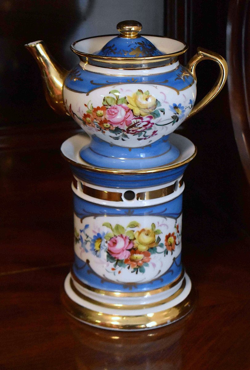 Veilleuse - Tisanière En Porcelaine à Décor de  Bouquets De Fleurs Entièrement Peint à La Main,