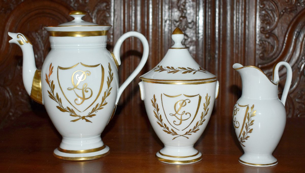 Limoges Porcelain Coffee Set With Laurel Decoration And Lg Monogram, Empire Style.-photo-3