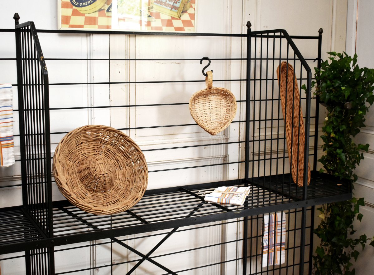 Large Iron Baker's Rack, Bakery Shelf, Professional-grade Furniture. Bread, Art Deco-photo-3