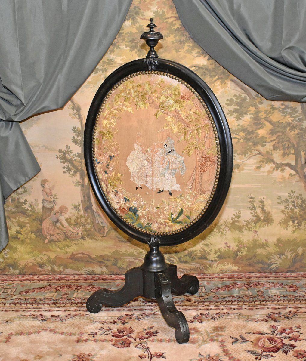 Napoleon III-era Swiveling Medallion-shaped Fireplace Screen, Oval Fireguard, 19th Century-photo-2