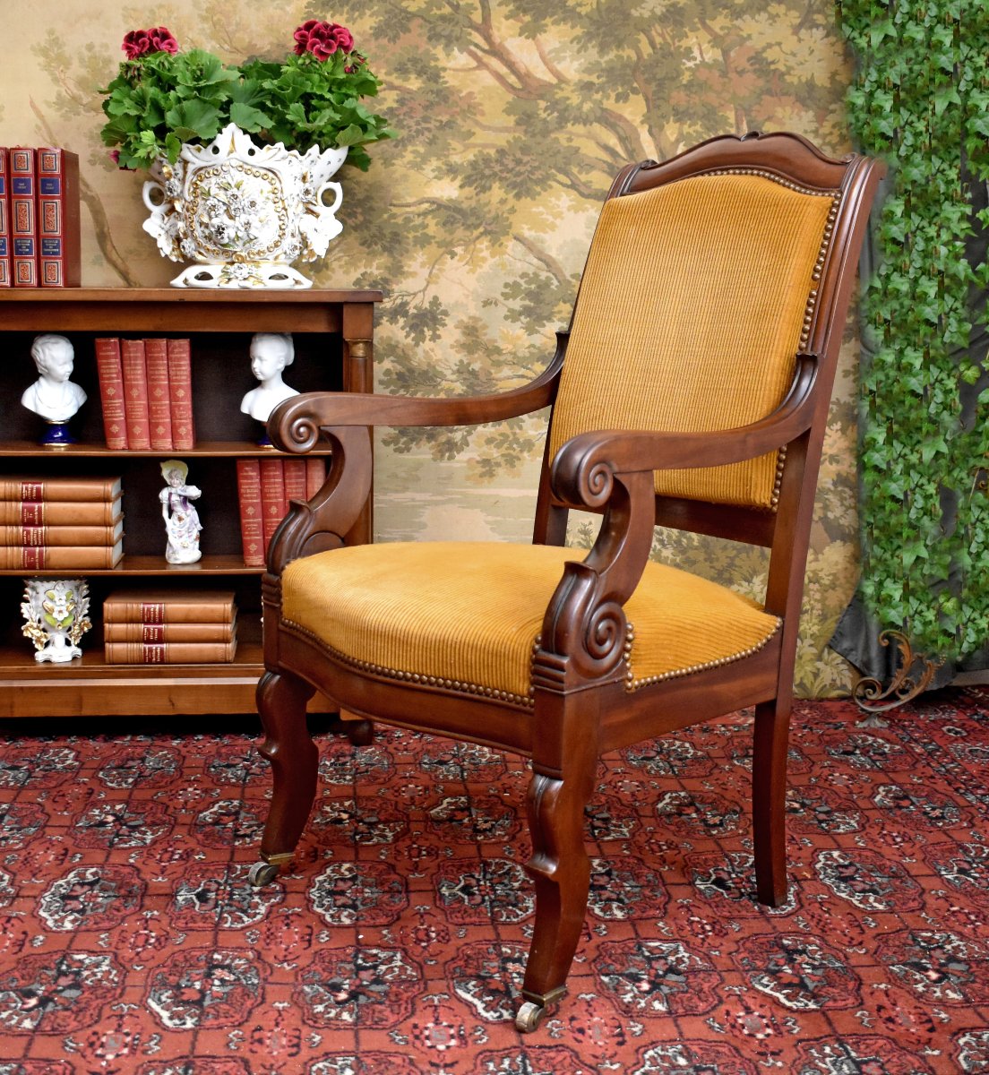 Paire de fauteuils en acajou et placage d'acajou , époque Restauration , XIXème , tissu velour-photo-4