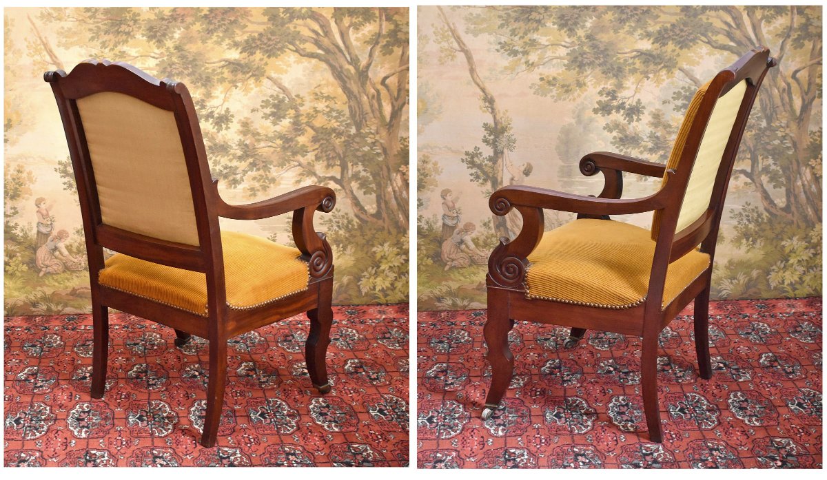 Paire de fauteuils en acajou et placage d'acajou , époque Restauration , XIXème , tissu velour-photo-2