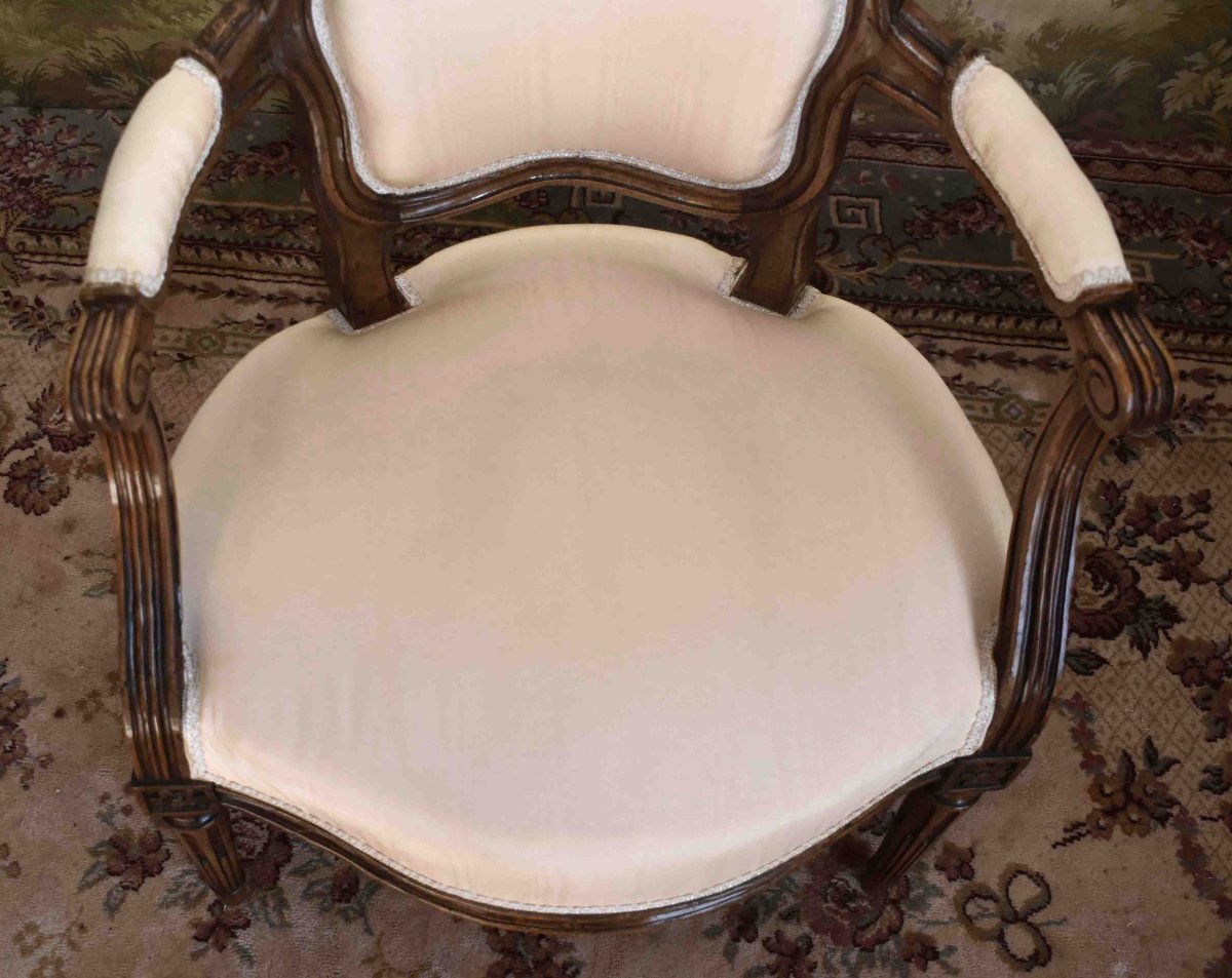 Fauteuil Cabriolet  Transition Louis XV -  Louis XVI  En Hêtre Patiné, époque XVIIIe  Siècle-photo-4