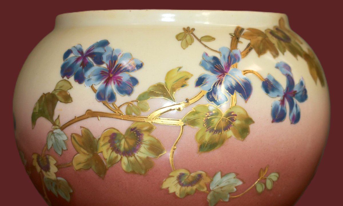Leon Sazerat, Planters, Limoges Porcelain Ball-shaped Vase With Floral Decor And Gold Leaf -photo-2