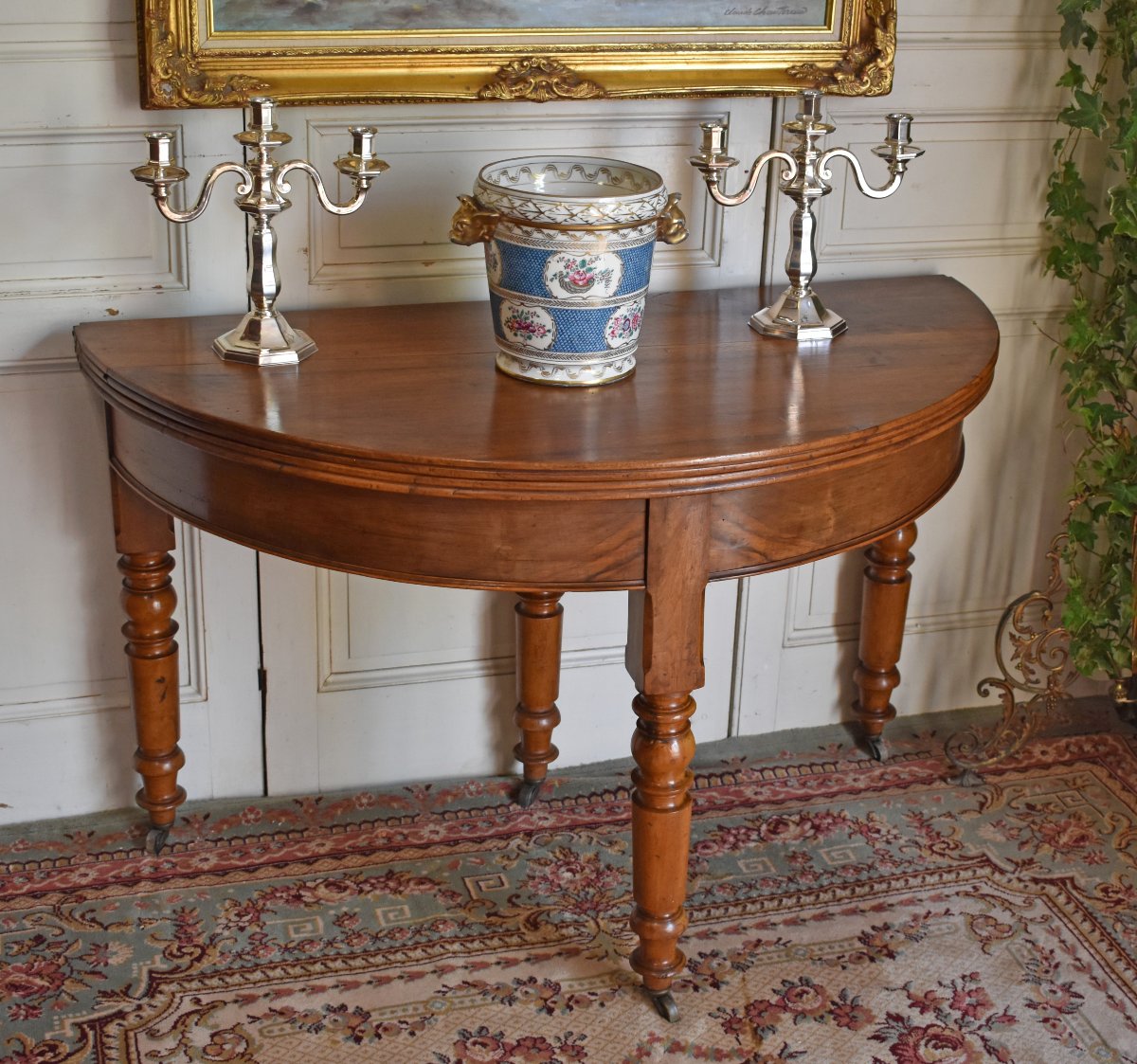 Half-moon Table In Walnut, 19th Century 