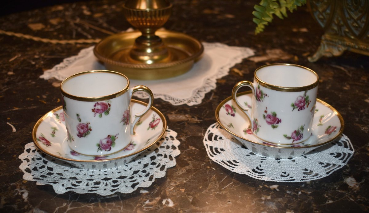 Pair Of Litron Cups And Saucers Made Of Limoges Porcelain With A Rose Design, 19th Century-photo-3