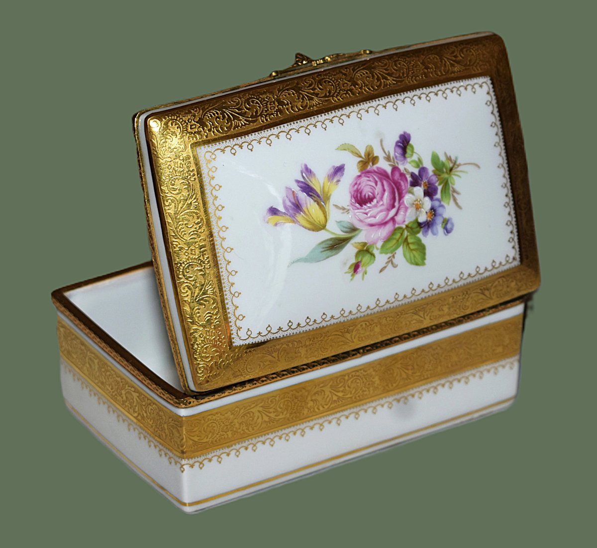 Coffret En Porcelaine De Limoges Double Incrustation Or,  Bouquet De Fleurs, boite, peint main.-photo-4