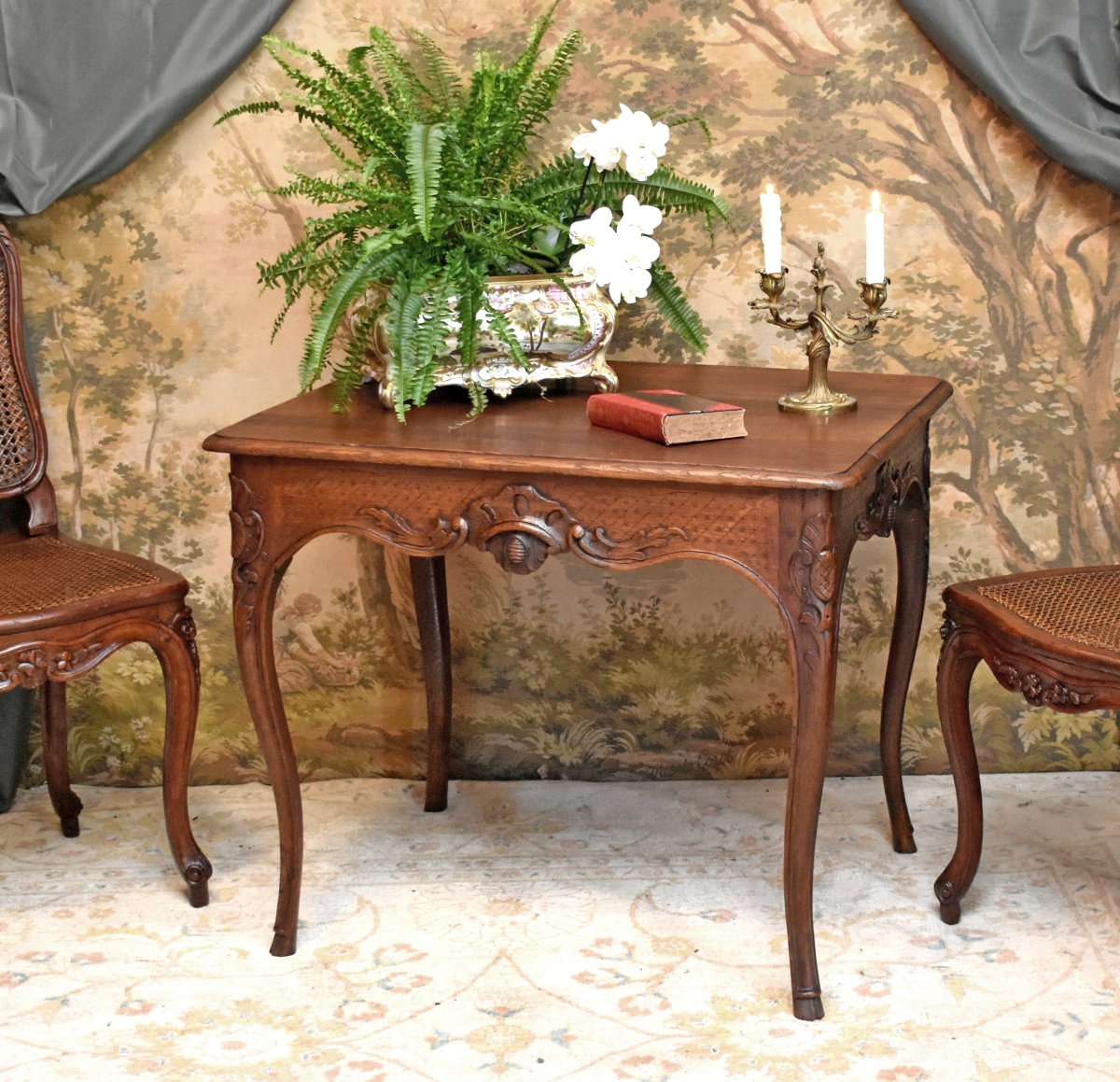 Regency-era Coffee Table—louis XV Style—made Of Waxed Oak, With Rocaille And Quatrefoil Motifs, 18th Century