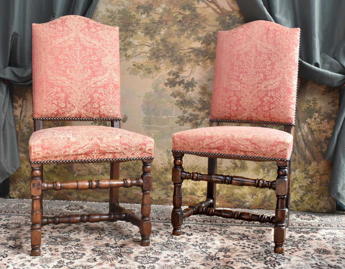 paire de chaises haut dossier Louis XIII - Louis XIV  avec marque d'inventaire , XVIIe et XIXe 