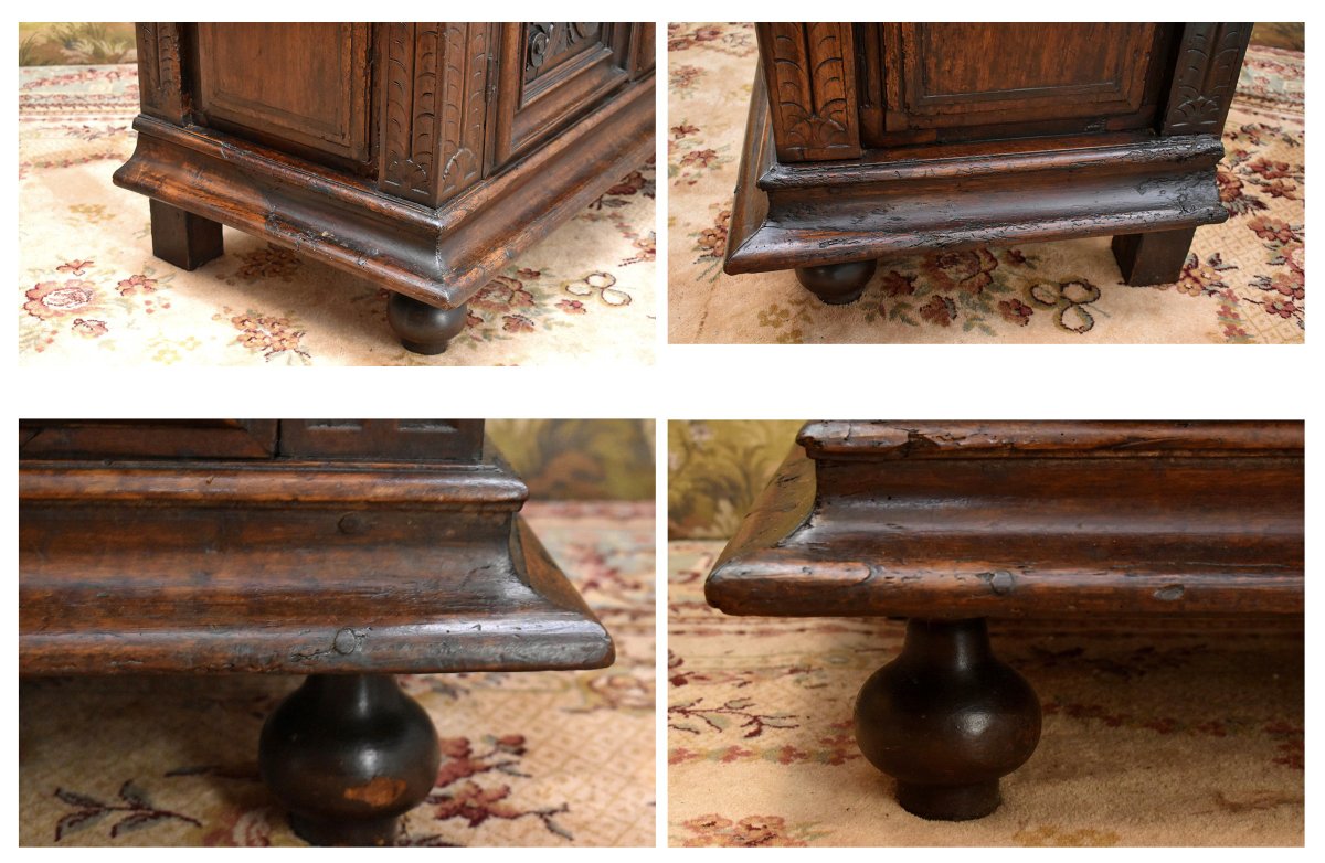Small Renaissance Sideboard, Walnut, 2 Recessed Sections, 4 Doors, Four Panels, 17th Century   -photo-6