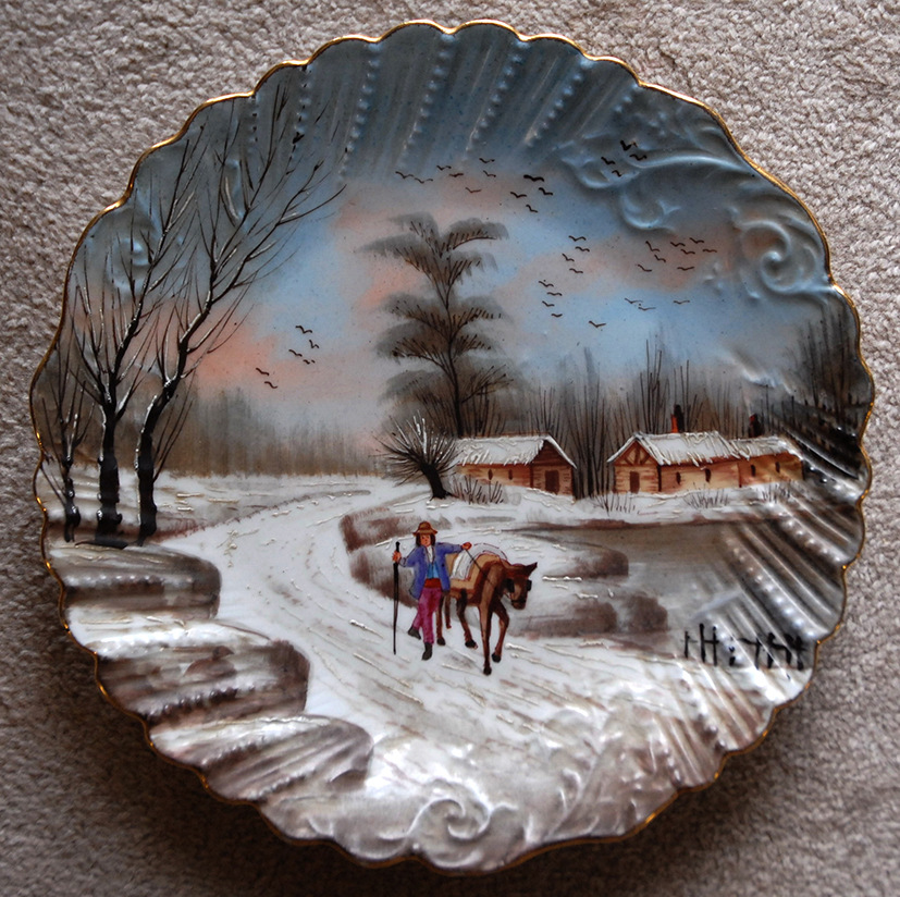 Pair Of Plates Limoges Porcelain, Decor Of Snow And Character, Painted Hand.-photo-2