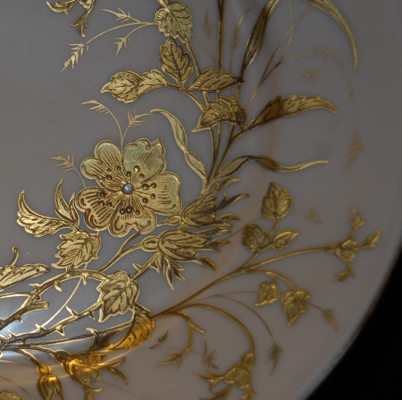 Assiette Décorative en Porcelaine De Limoges Art Nouveau , Decor Peint Main à La Pâte d'Or-photo-3