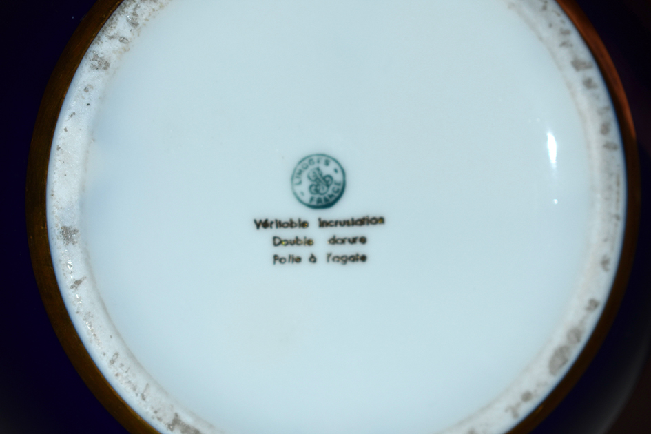 Vase Boule En Porcelaine De Limoges, Bleu De Four Et Incrustation Or.-photo-8