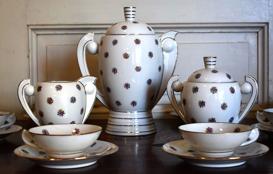 Thabard Décorateur  ( 1932-1950 ).  Service à Café Art Déco, En Porcelaine De Limoges-photo-4