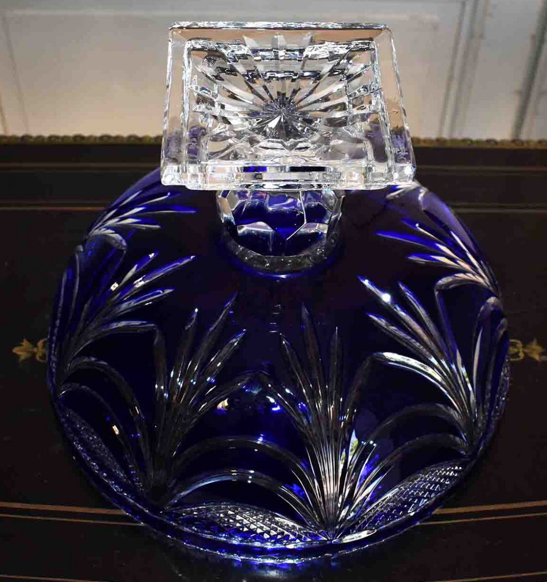 Grande Coupe  overley  Sur Pied En Cristal  Ciselé , Bleu , Cristallerie De Lorraine Lemberg ( 1925 - 1997 )-photo-4