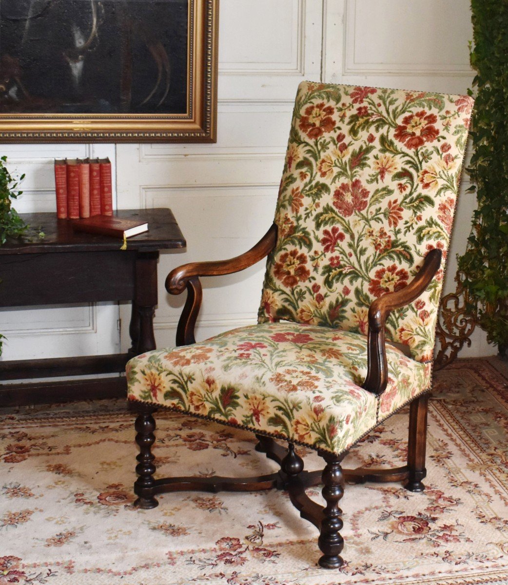 Louis XIV Armchair, High Backrest, Early 18th Century.