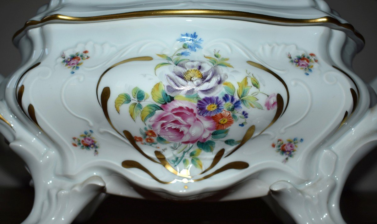 Large Soup Tureen And Its Sleeping Dish In Limoges Porcelain, Floral Decor.-photo-2