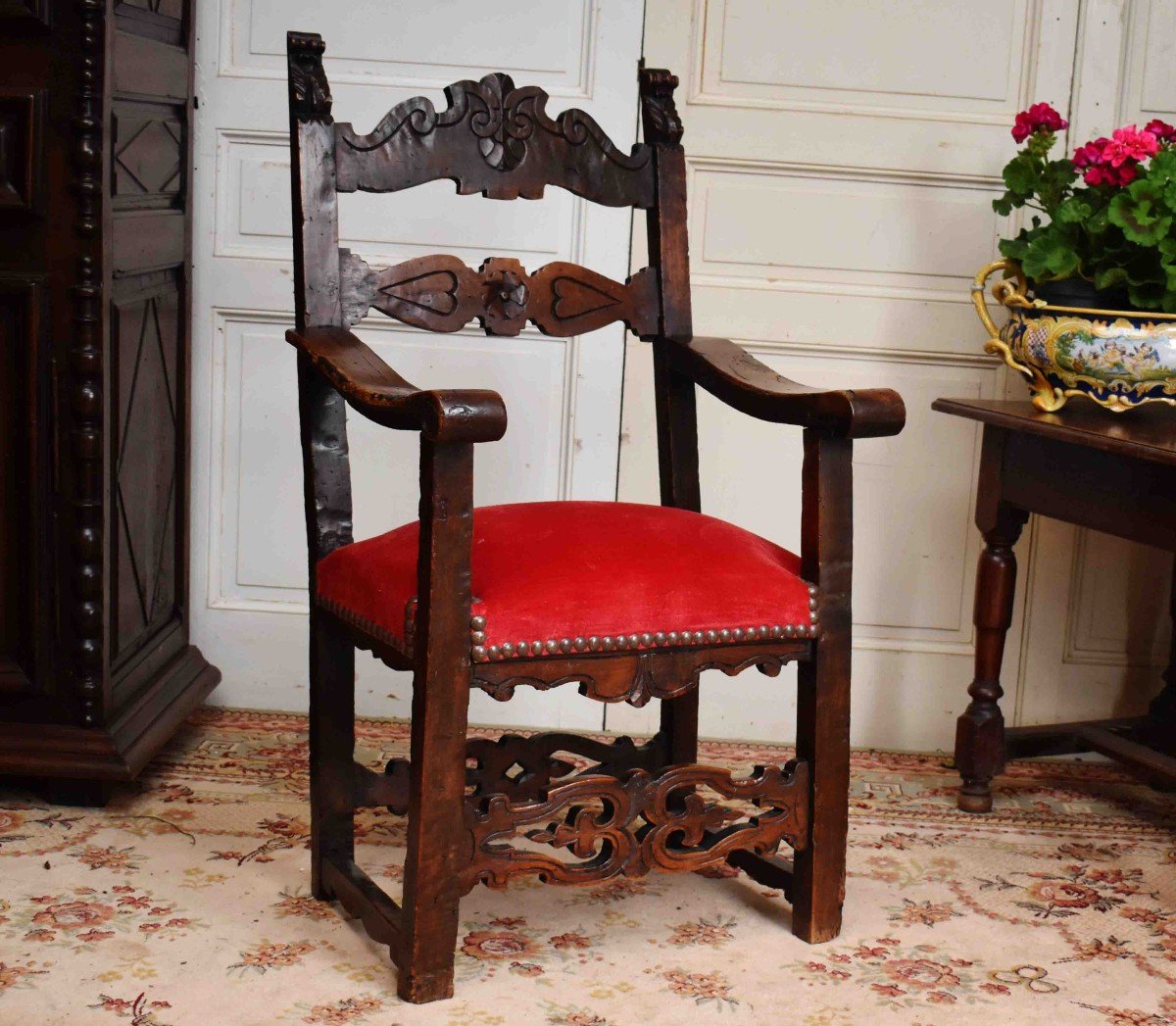 Fauteuil, Chaise à Bras En Noyer , Espagne XVII eme. Renaissance Espagnole.