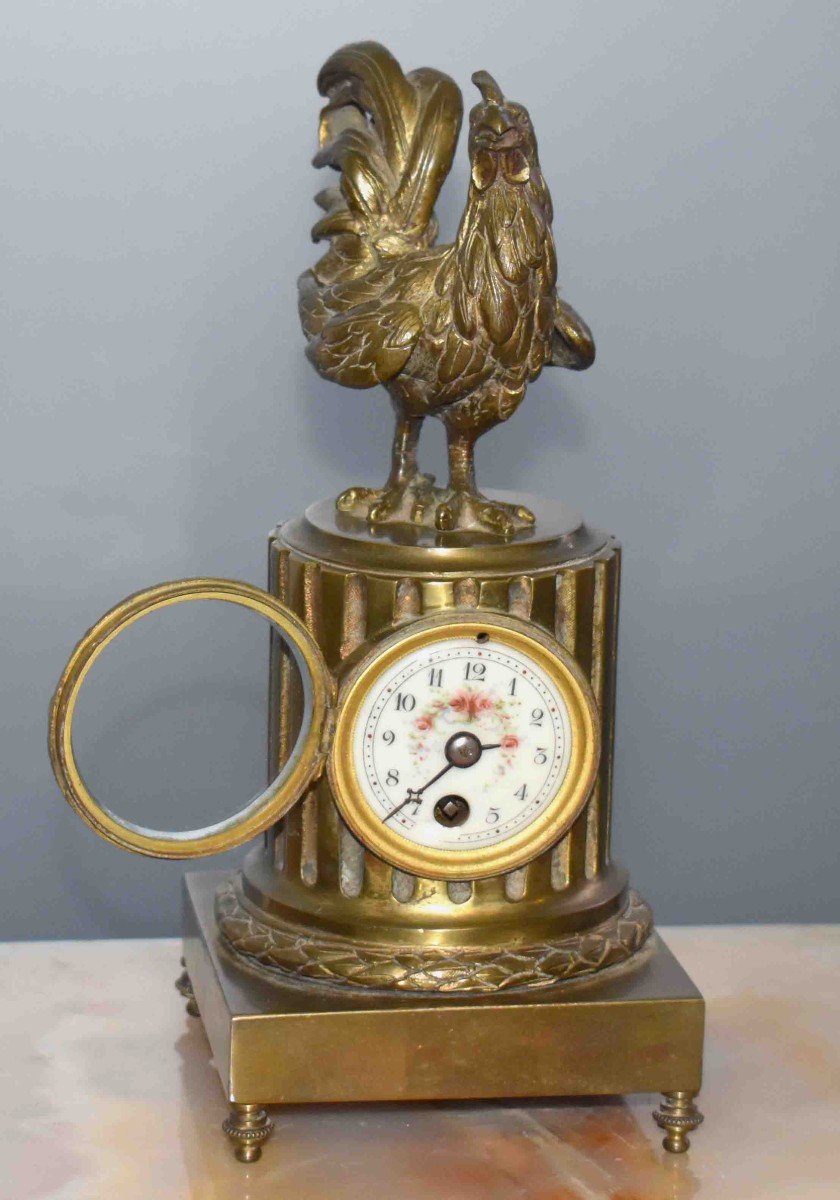 Pendule Surmontée d'Une Statue En Bronze, Pendulette Au Coq. colonne cannelée,  XIXe Siècle.-photo-4