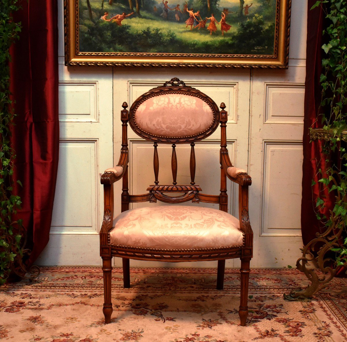 Fauteuil De Style Louis XVI &agrave; Dossier M&eacute;daillon Et Ajour&eacute;