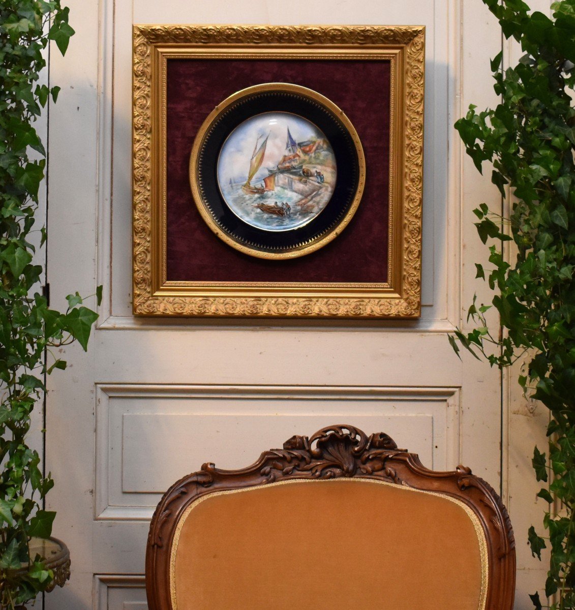 Dubois Limoges, Early 20th Century. Decorative Porcelain Plate, Animated Seaside Scene Decor-photo-3