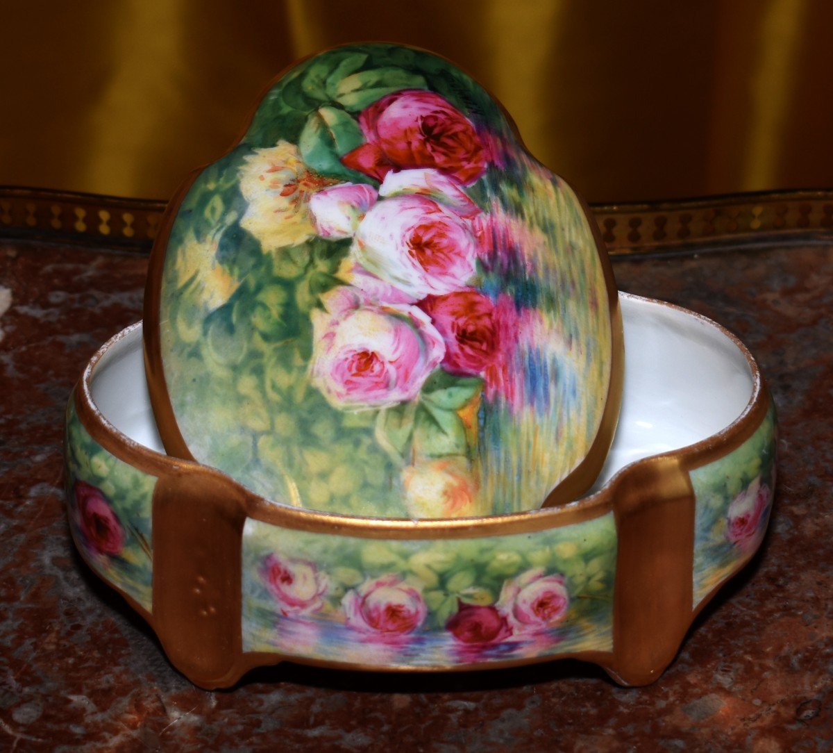 N. Lamoure Decorator, Hand Painted Limoges Porcelain Box, Bonbonniere Decor Roses-photo-4
