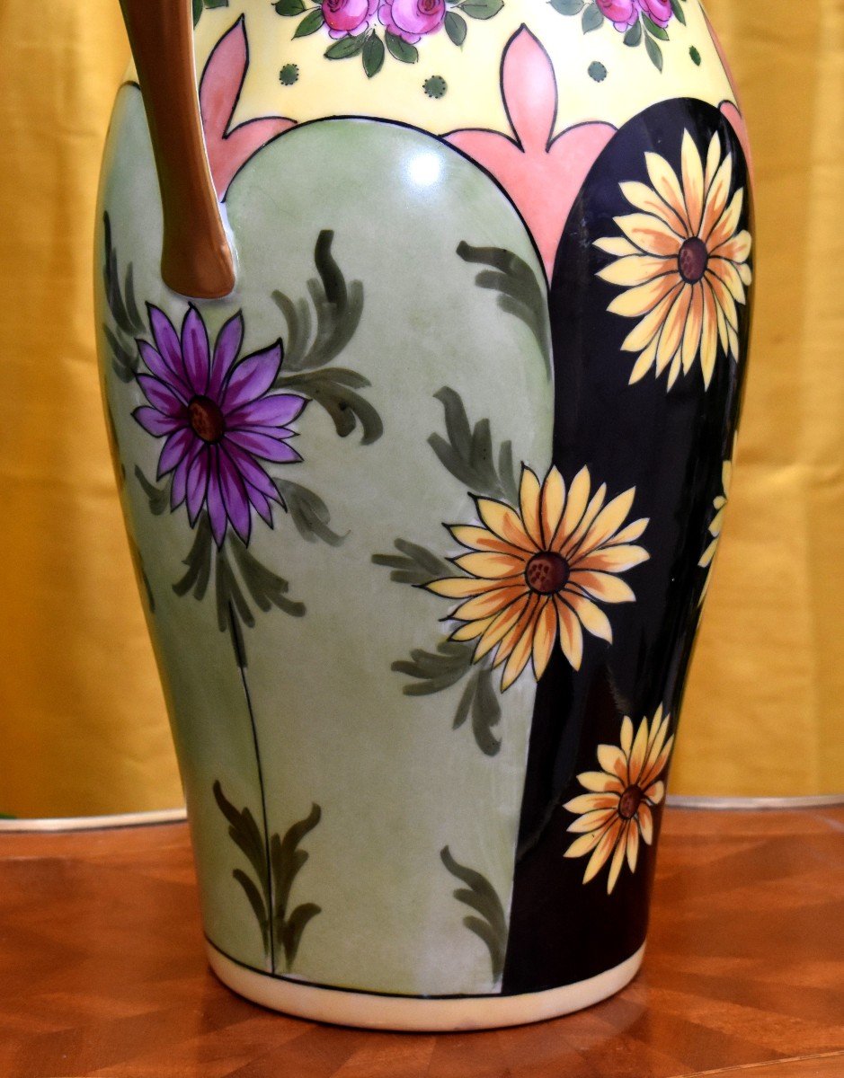 Large Porcelain Vase From Limoges Manufacture Tressemanes Et Vogt, Decor F. Quinque, -photo-2