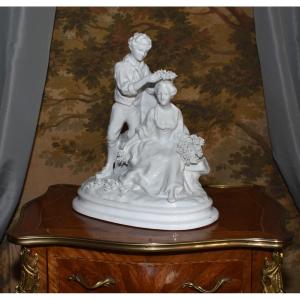 Statue, Enamelled White Porcelain Group, Galante Scene, Capodimonté, Italy Late Nineteenth Century