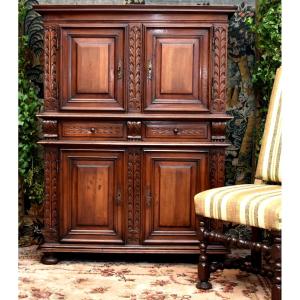 Buffet  XVIIe  à 4 Vantaux  En Noyer Massif époque Renaissance - Louis XIII, Armoire  4 Portes 