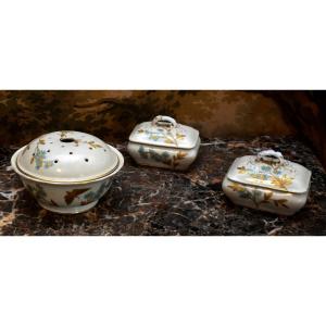 Cfh / Gdm (1881-1890) Limoges Porcelain Soap Dish With Hand-painted Decoration And Gold Paste.