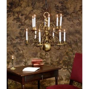 Lustre  Hollandais en bronze et laiton à 12 bras de lumières sur 2 niveaux , éclairage  bougies