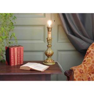 Pied de lampe en bois polychrome peint , laqué vert et vieil or,