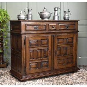 Louis XIII-style Low Sideboard In Solid Walnut, 17th Century, 2 Doors And 3 Drawers