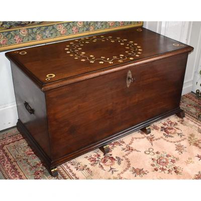 Chest In Walnut And Bone Marquetry, Nineteenth.