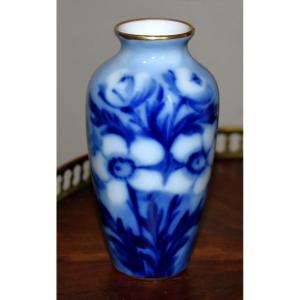 Michelaud - Dupuy ( Pallas ) 1926. Vase En Porcelaine De Limoges, Décor Floral, Camaïeu De Bleu