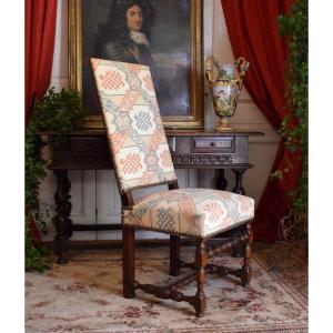 Chaise de style  Louis XIII En Noyer,  &agrave; Dossier Haut d'&eacute;poque fin  XVIII&egrave;me -  d&eacute;but XIX&egrave;me