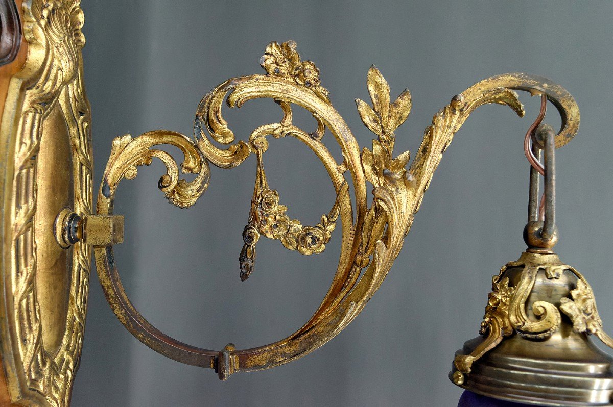 Pair Of Rococo / Louis XV Wall Lamps In Gilt Bronze, Walnut Bases And Glass Tulips, France,-photo-7