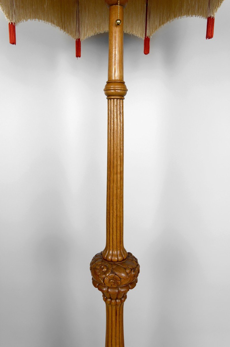Important Art Deco Floor Lamp In Carved Oak, France, Circa 1920-photo-4