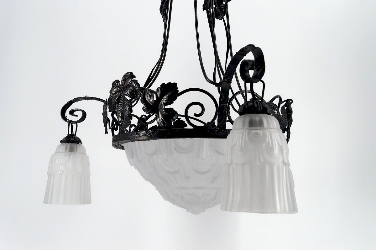 Important Wrought Iron Chandelier With Tulips And Pressed-molded Glass Bowl, Art Deco, France, 1930-photo-4