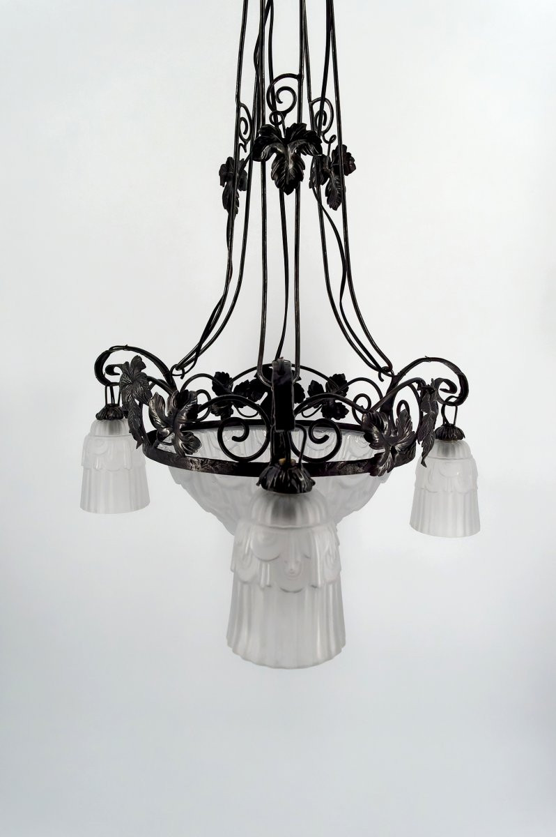 Important Wrought Iron Chandelier With Tulips And Pressed-molded Glass Bowl, Art Deco, France, 1930-photo-2