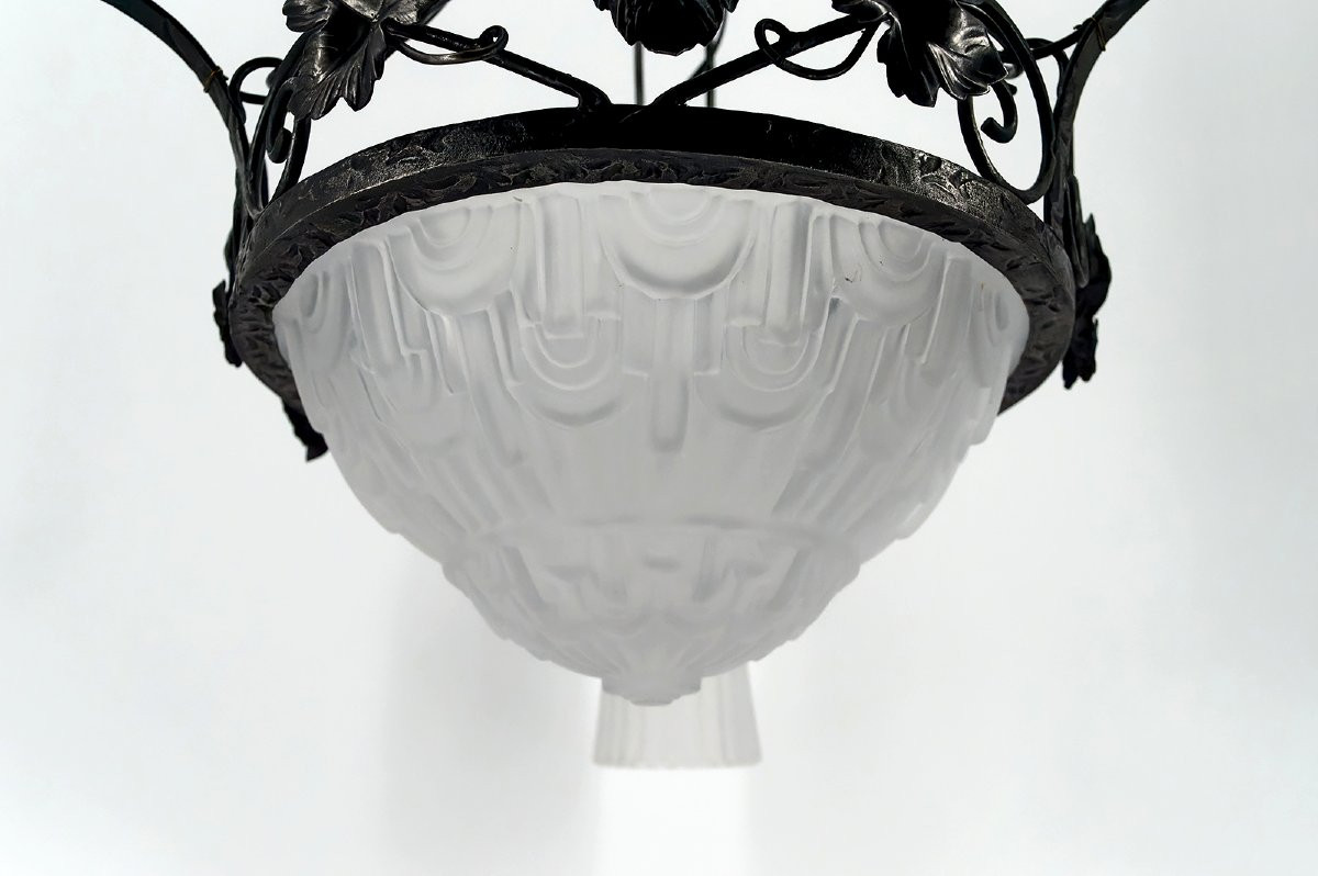 Important Wrought Iron Chandelier With Tulips And Pressed-molded Glass Bowl, Art Deco, France, 1930-photo-4