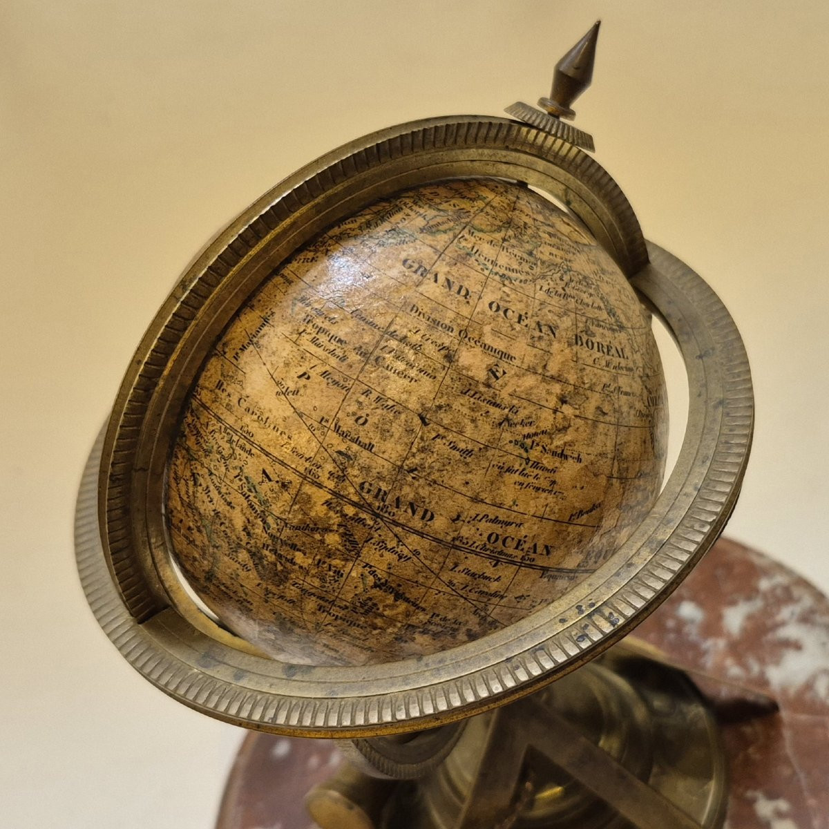Delamarche Petit globe terrestre de 8cm 1857-photo-1