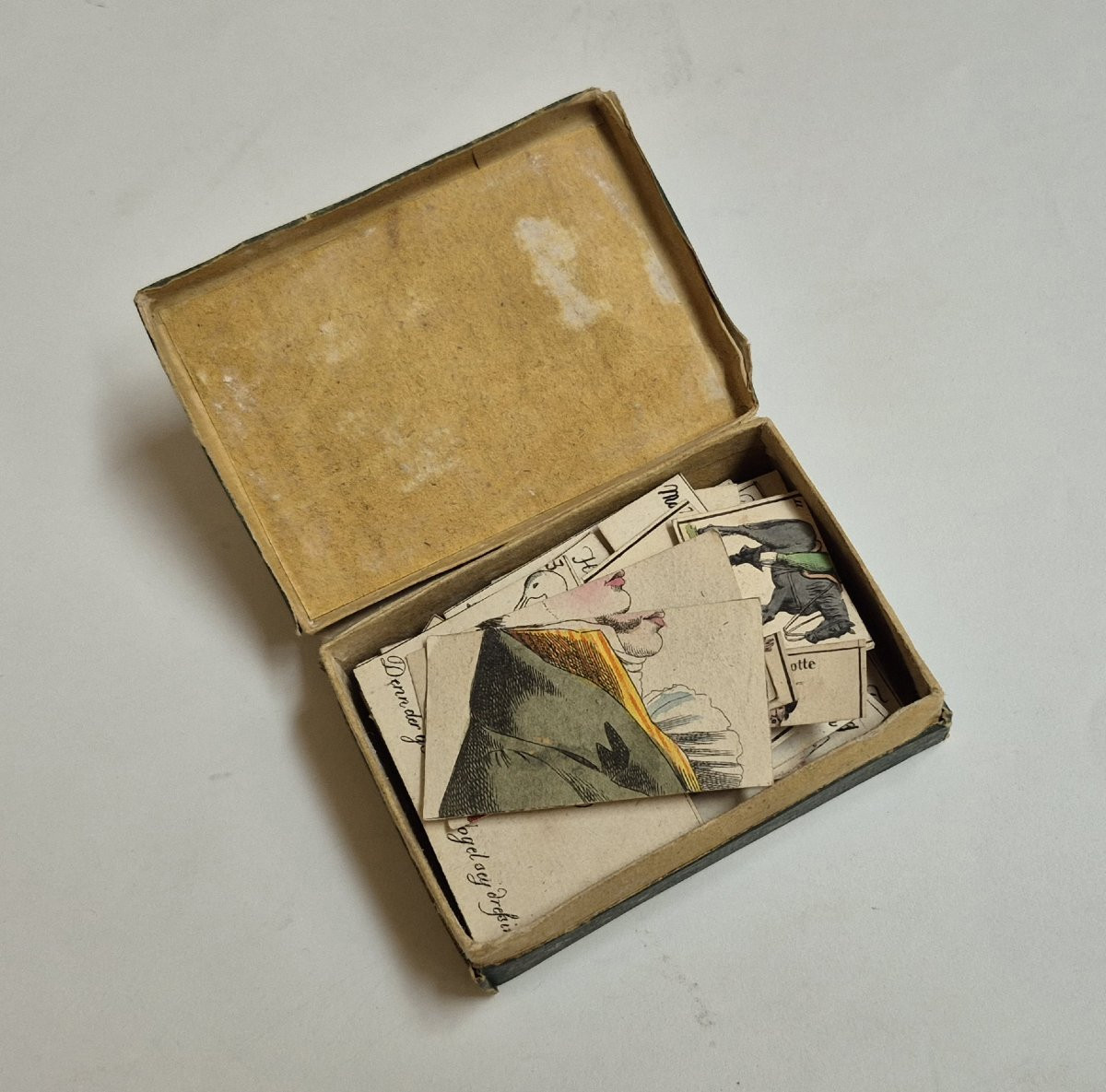 Jeu de cartes à transformation, XIXe-photo-3