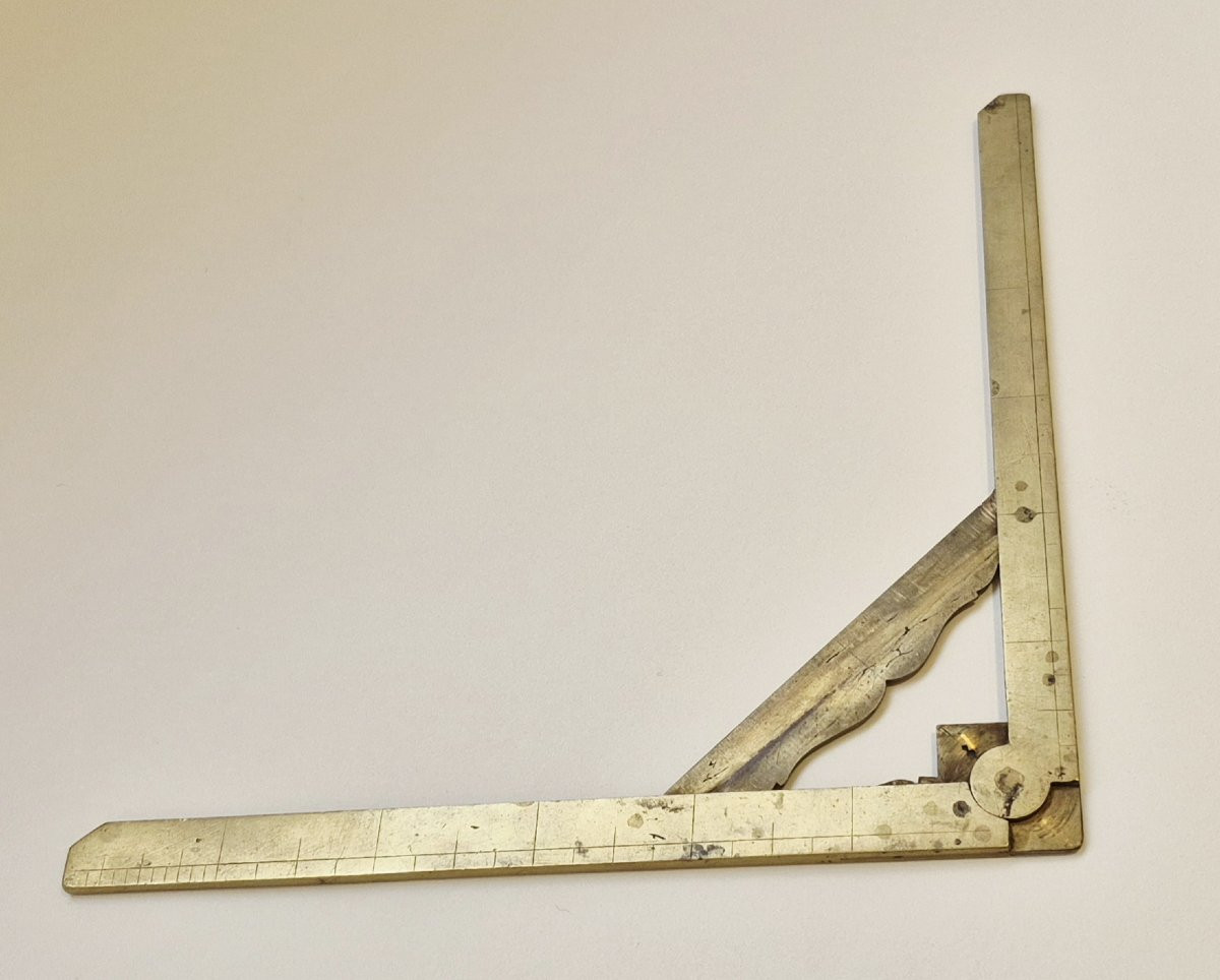 Baradelle - Two Brass Rulers, 18th Century-photo-4