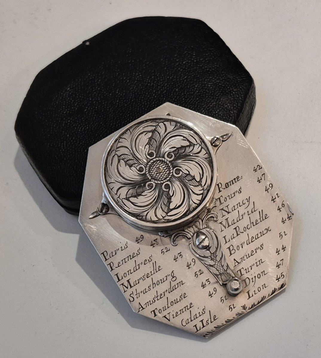 Chapotot, Horizontal Dial, C. 1690-photo-1