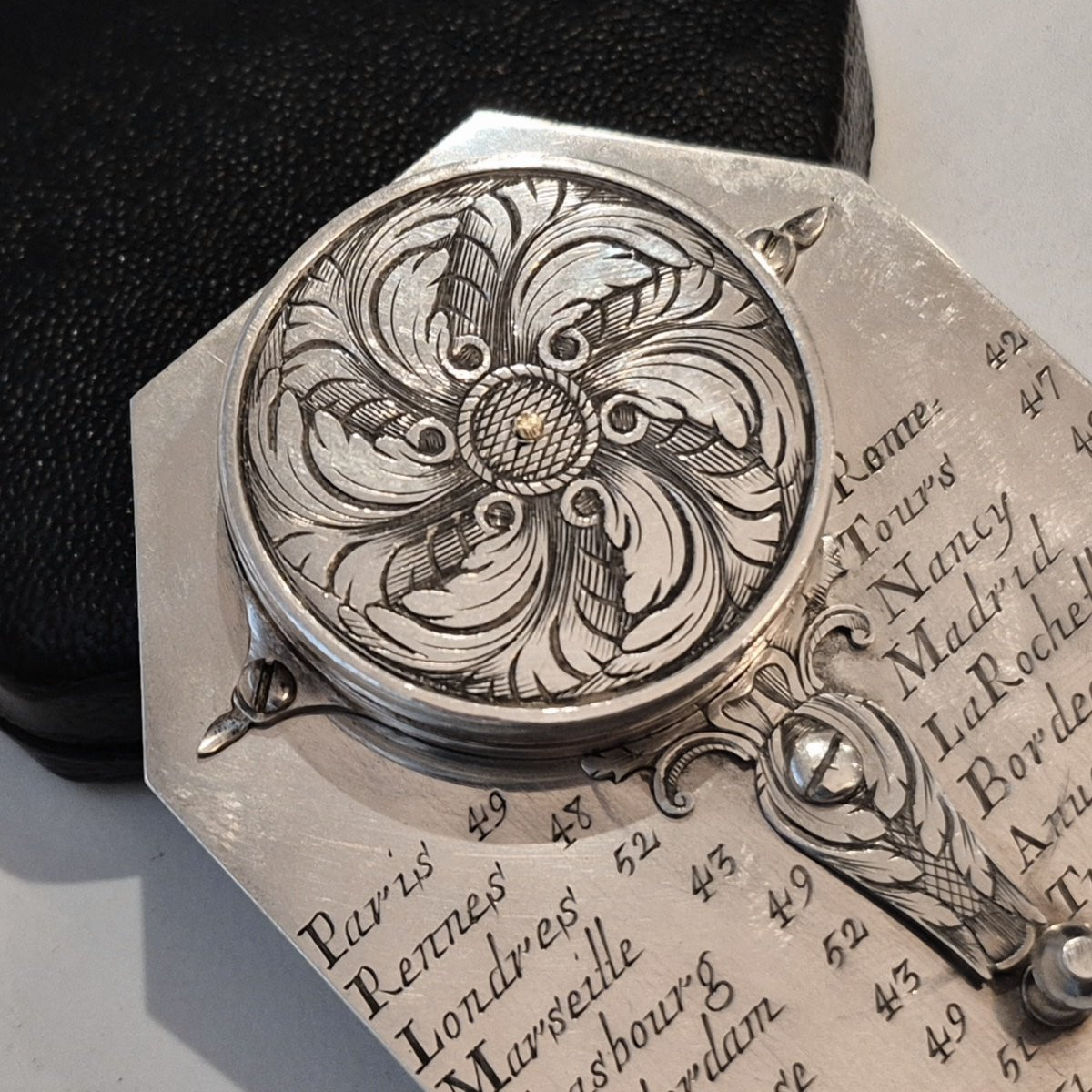 Chapotot, Horizontal Dial, C. 1690-photo-3