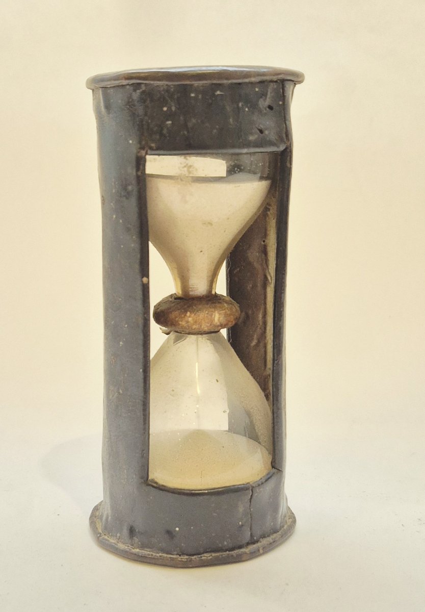 30-minute Hourglass With A Leather Frame, 18th Century-photo-2