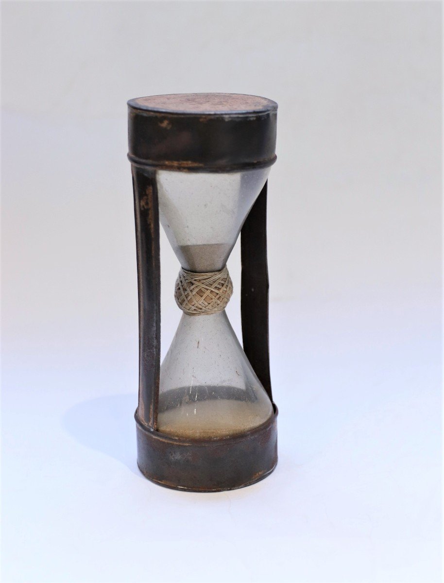 Hourglass With Tin Frame, Second Half Of The Eighteenth Century