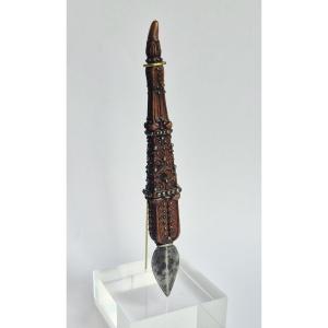 Taille plume en buis et clouté argent, XVIIe siècle