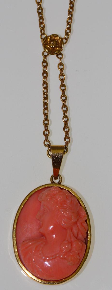 Pendentif Chaine Or Et Camée Corail.-photo-3